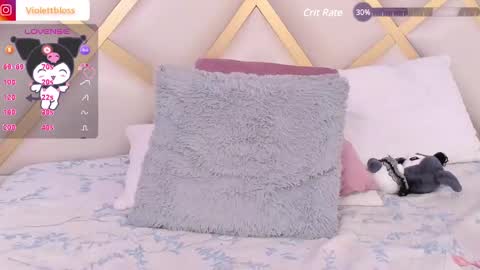 Snapshot of violettbloss chatting on 01.16.25 Violeta online show from 01.16.25