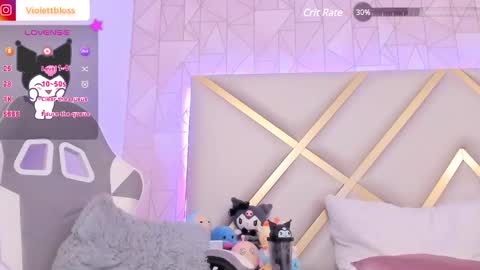 Snapshot of violettbloss chatting on 01.21.25 Violeta online show from 01.21.25