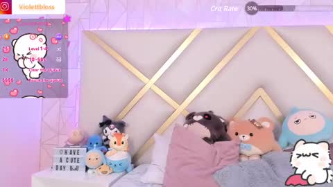 Snapshot of violettbloss chatting on 02.15.25 Violeta online show from 02.15.25