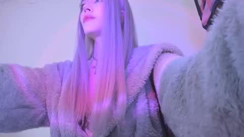 Violett online show from 12.26.24