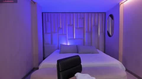 Violett Castel online show from 03.23.26