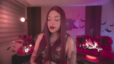 Snapshot of violette_clerk1 chatting on 10.16.25 JULIE UWU online show from 10.16.25