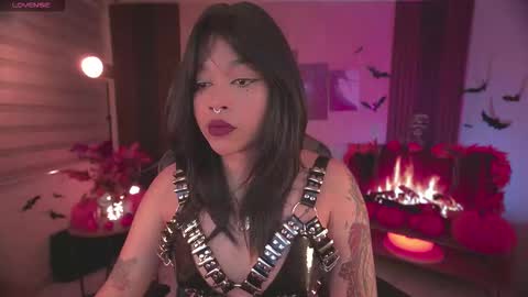 Snapshot of violette_clerk1 chatting on 10.19.25 JULIE UWU online show from 10.19.25