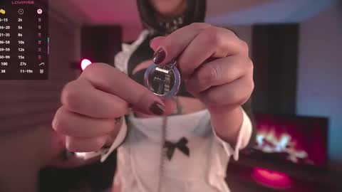 Snapshot of violette_clerk1 chatting on 11.03.25 JULIE UWU online show from 11.03.25