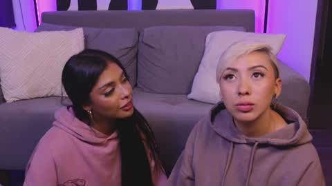 Violet online show from 01.11.25