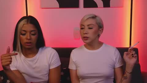 Violet online show from 03.12.25