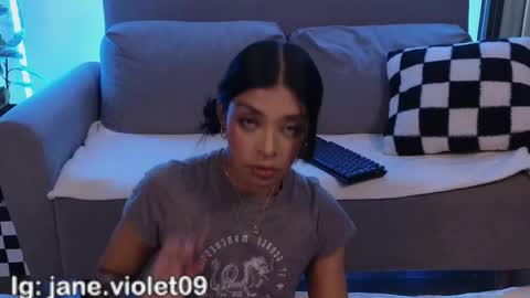 Snapshot of violettgrey_ chatting on 02.12.26 Violet online show from 02.12.26