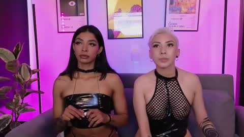 Snapshot of violettgrey_ chatting on 02.14.26 Violet online show from 02.14.26