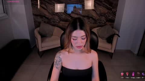 Violett  online show from 02.11.25