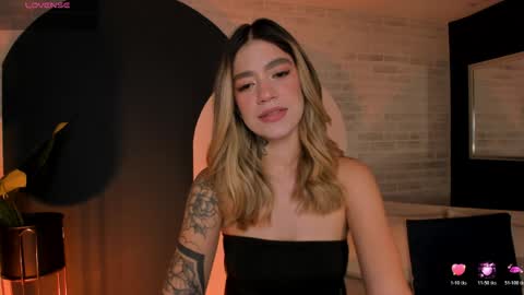 Violett  online show from 04.10.26