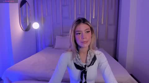 Snapshot of violetthansson chatting on 06.24.26 Violett online show from 06.24.26