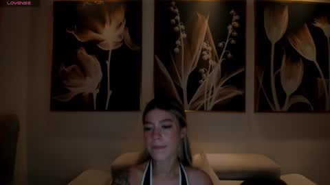 Snapshot of violetthansson chatting on 07.08.26 Violett online show from 07.08.26