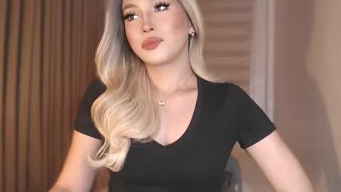 Best Of Both Worlds online show from 11.29.25