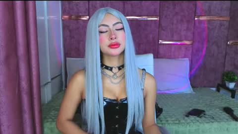 viollettebylyly online show from 02.24.26