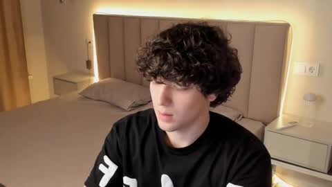 vip_person_ online show from 03.22.26