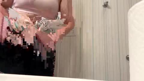 Snapshot of viper24254 chatting on 11.28.25 viper24254 online show from 11.28.25