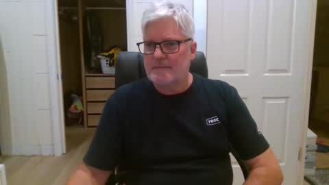 Snapshot of viper654321 chatting on 05.05.26 viper654321 online show from 05.05.26