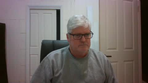 Snapshot of viper654321 chatting on 06.17.26 viper654321 online show from 06.17.26