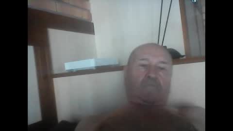 Snapshot of virgomandel chatting on 05.25.26 virgomandel online show from 05.25.26