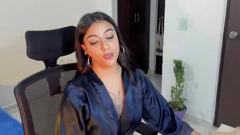 Lu online show from 01.19.25