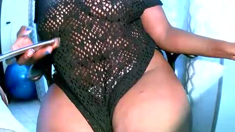 Snapshot of virtual_wifey chatting on 02.19.25 Your Virtual Wife online show from 02.19.25