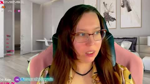 Snapshot of visecret chatting on 01.10.25 Victoria Romans online show from 01.10.25