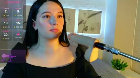 Snapshot of vitajoy_ chatting on 04.22.26 Vita online show from 04.22.26