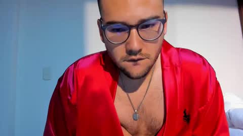 Vito Ferrer online show from 03.04.25