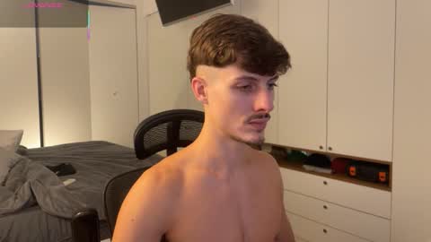 vitoraugustoxxx online show from 03.03.26