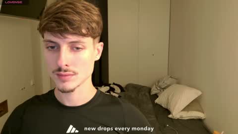 vitoraugustoxxx online show from 06.20.26
