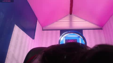 Snapshot of vitoria23_ chatting on 05.11.26 victoria 3 online show from 05.11.26