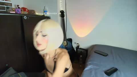 Snapshot of vitoriia_ chatting on 11.11.25 vitoriia_ online show from 11.11.25