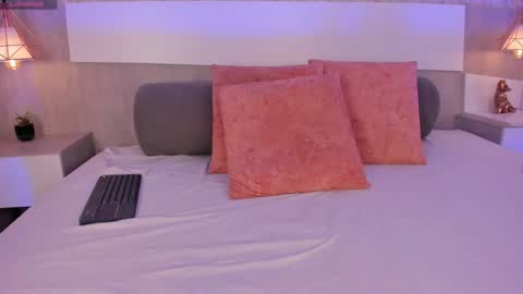 Vttoria online show from 04.14.26