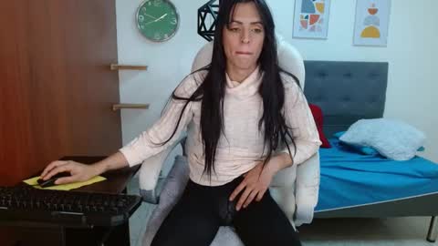 VITTORIA  online show from 02.09.25