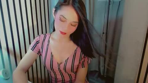 SANDRA GOING YOU online show from 03.23.26