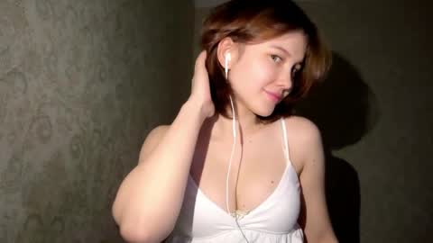 Snapshot of vivatrude chatting on 05.11.26 Sonya online show from 05.11.26