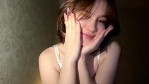 Snapshot of vivatrude chatting on 05.13.26 Sonya online show from 05.13.26