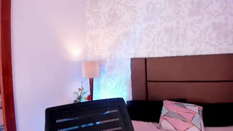 Snapshot of vivi_gh1 chatting on 06.29.26 Vivi online show from 06.29.26