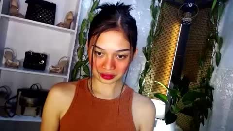 Vivian online show from 01.07.25