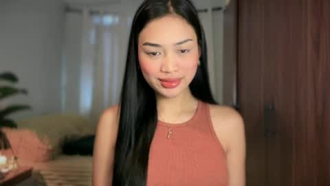 Vivian online show from 06.17.26