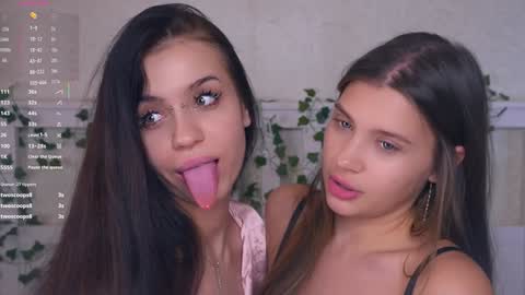 Snapshot of vivid_girls chatting on 02.23.26 Nelly and Mari online show from 02.23.26