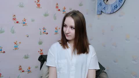 Snapshot of vivienalles_ chatting on 12.02.24 vivienalles_ online show from 12.02.24
