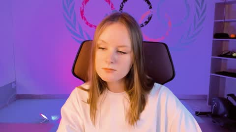 Vivien online show from 12.25.24