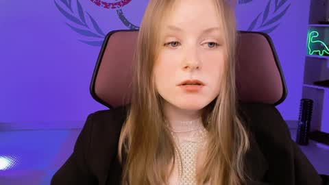 Vivien online show from 02.07.25