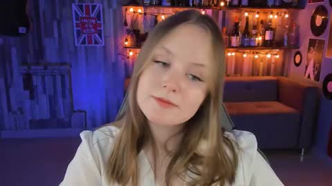 Vivien online show from 02.28.25