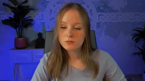 Vivien online show from 03.01.25