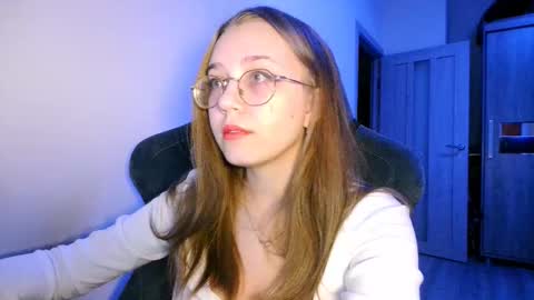 vivivivikkie online show from 02.06.26