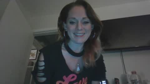 Snapshot of vixen1222 chatting on 06.28.26 vixen1222 online show from 06.28.26