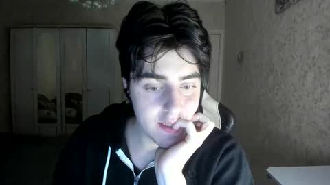 Snapshot of vlad1605 chatting on 11.14.25 Martin online show from 11.14.25