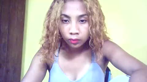 Snapshot of voahary chatting on 05.26.26 voahary online show from 05.26.26